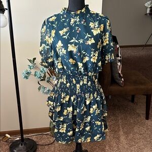 Chic Floral Mini Dress with Smocked Waist
